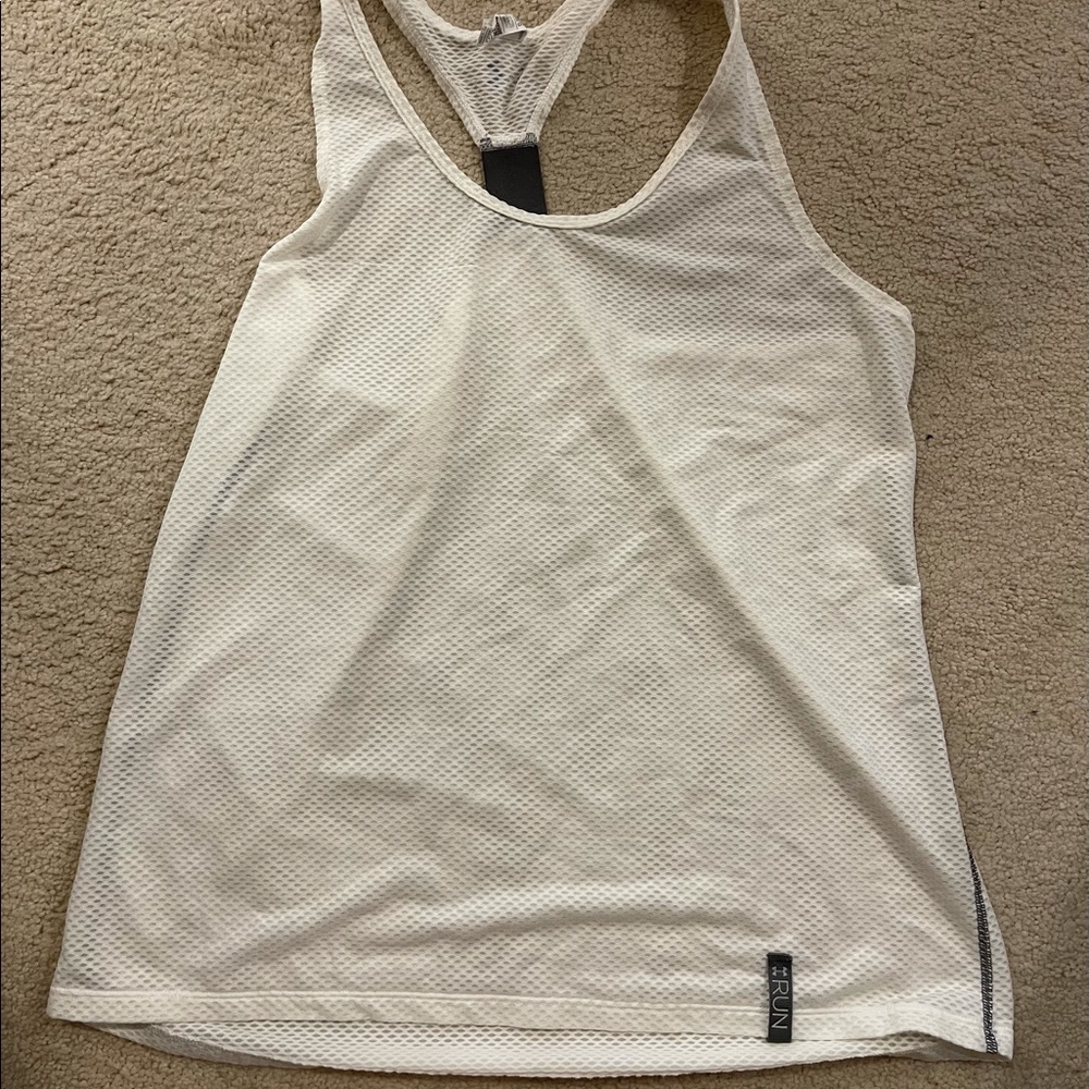 Under armour tank